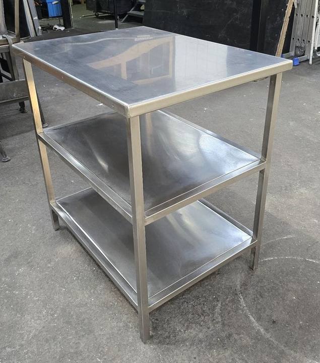 Table de préparation à deux étagères